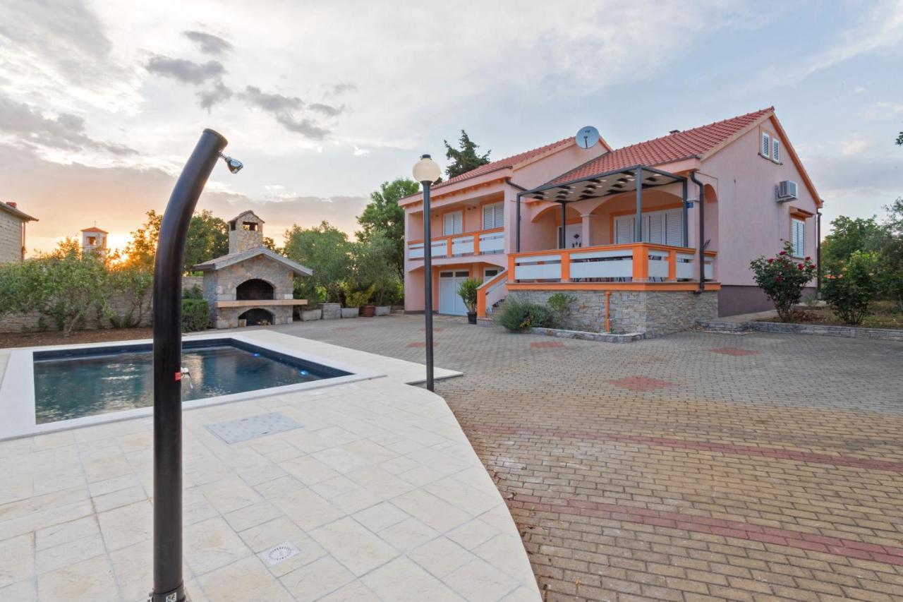 Holiday Home Antonio Dracevac Ninski Buitenkant foto