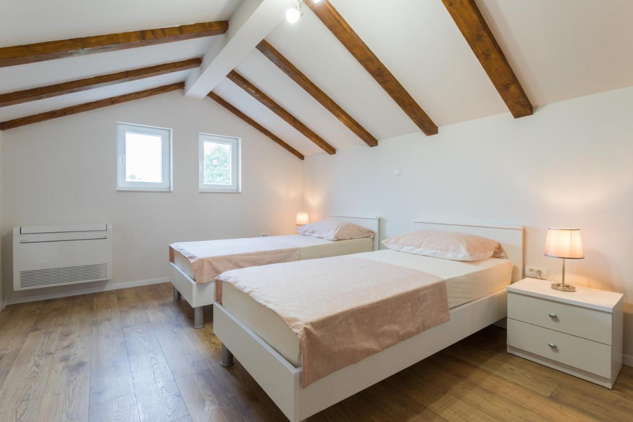 Holiday Home Antonio Dracevac Ninski Buitenkant foto