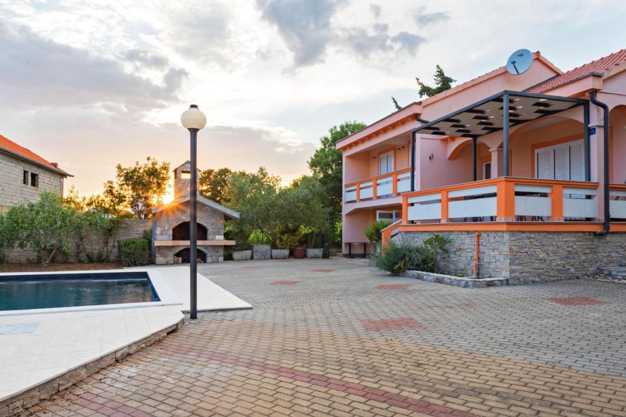 Holiday Home Antonio Dracevac Ninski Buitenkant foto