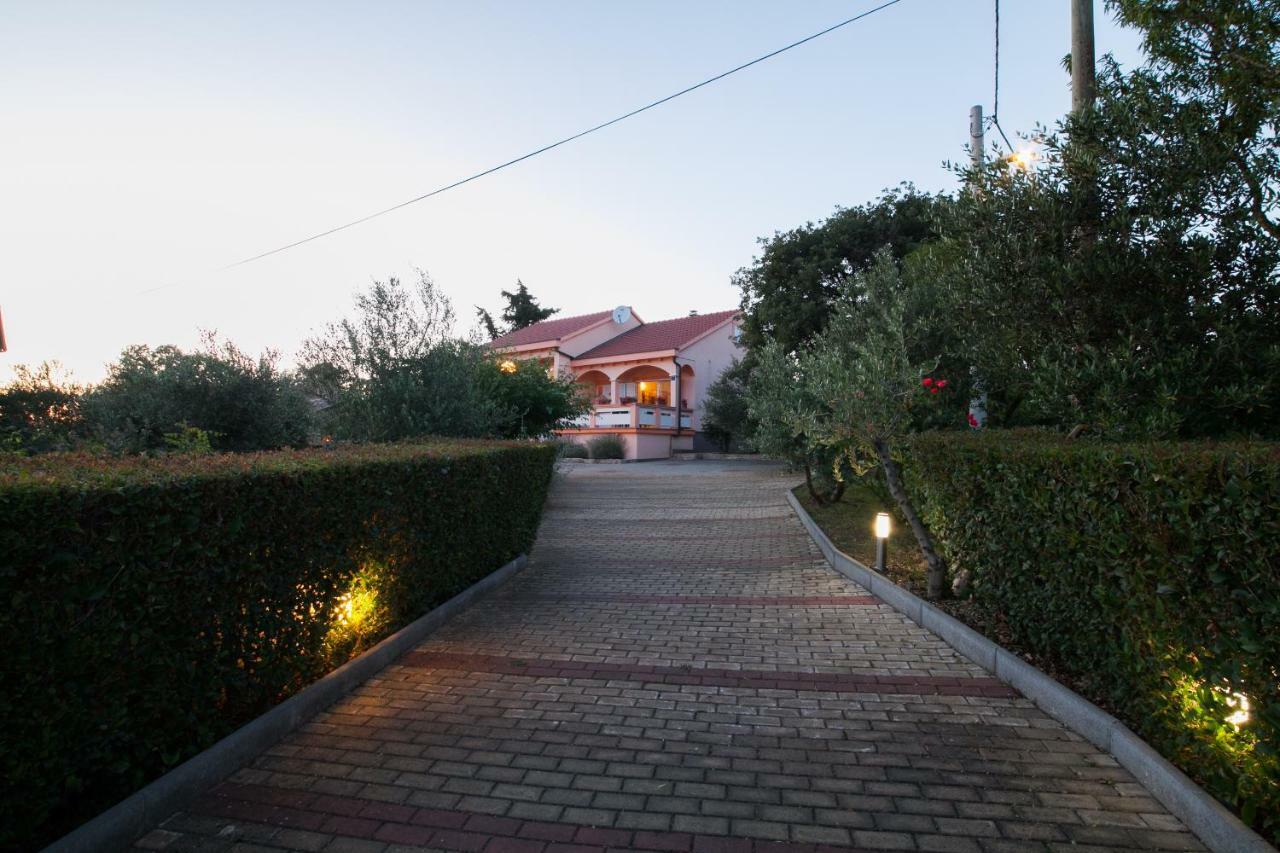 Holiday Home Antonio Dracevac Ninski Buitenkant foto
